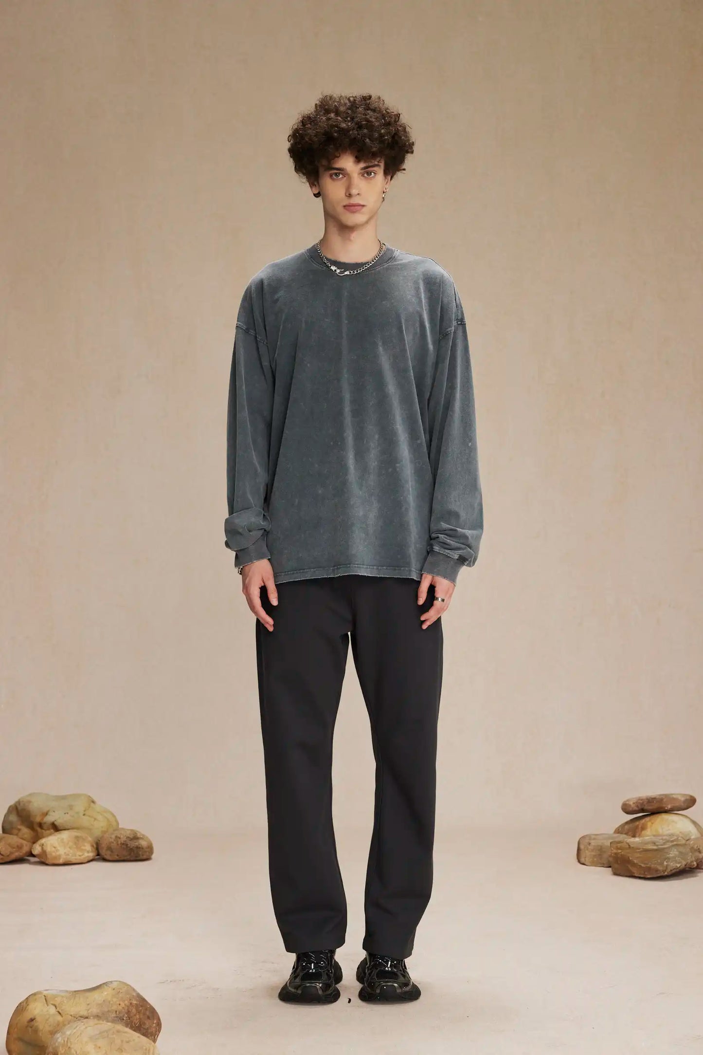 MINERAL WASH LONG SLEEVE TEE