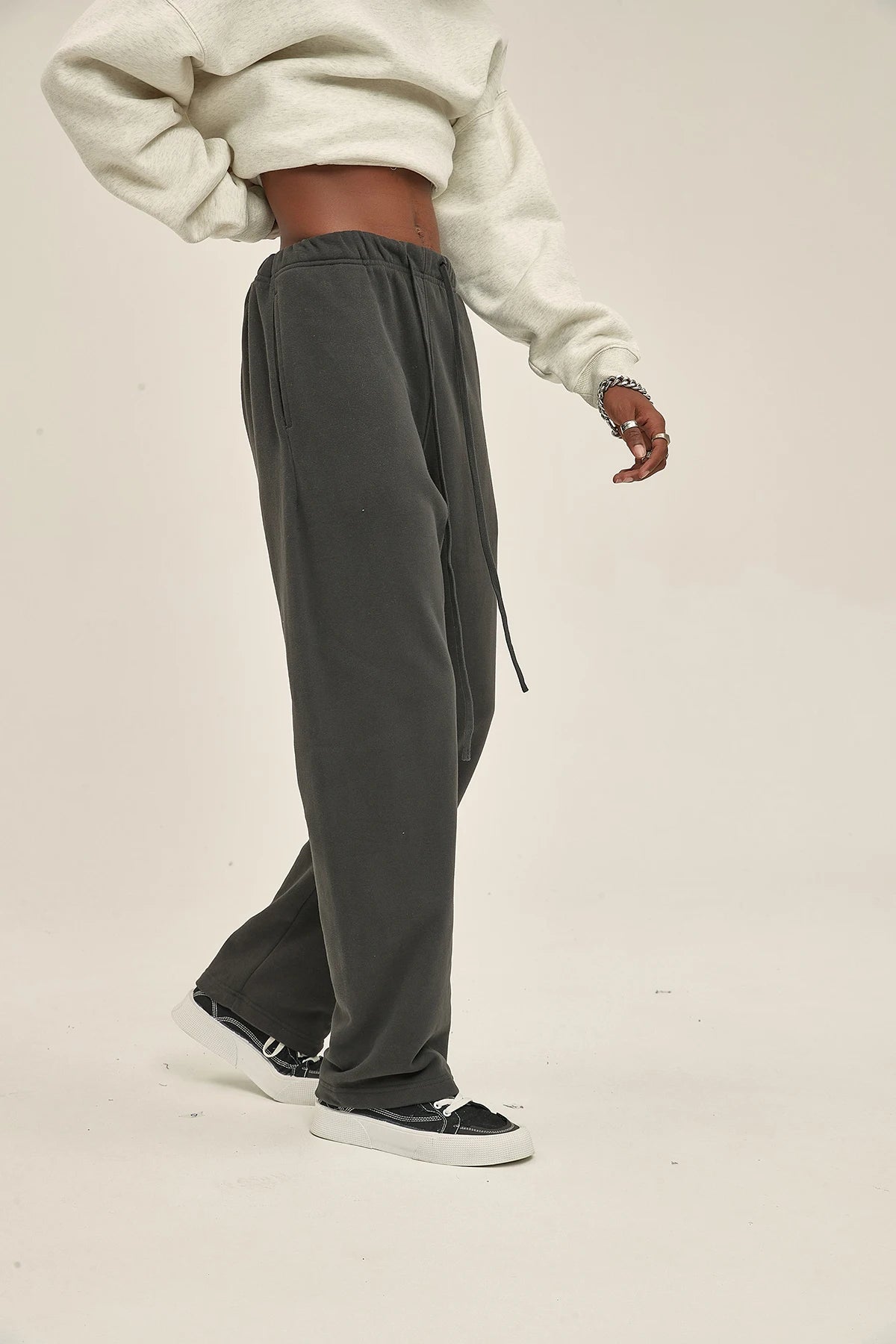 ELEVATED STRAIGHT LEG SWEATPANTS