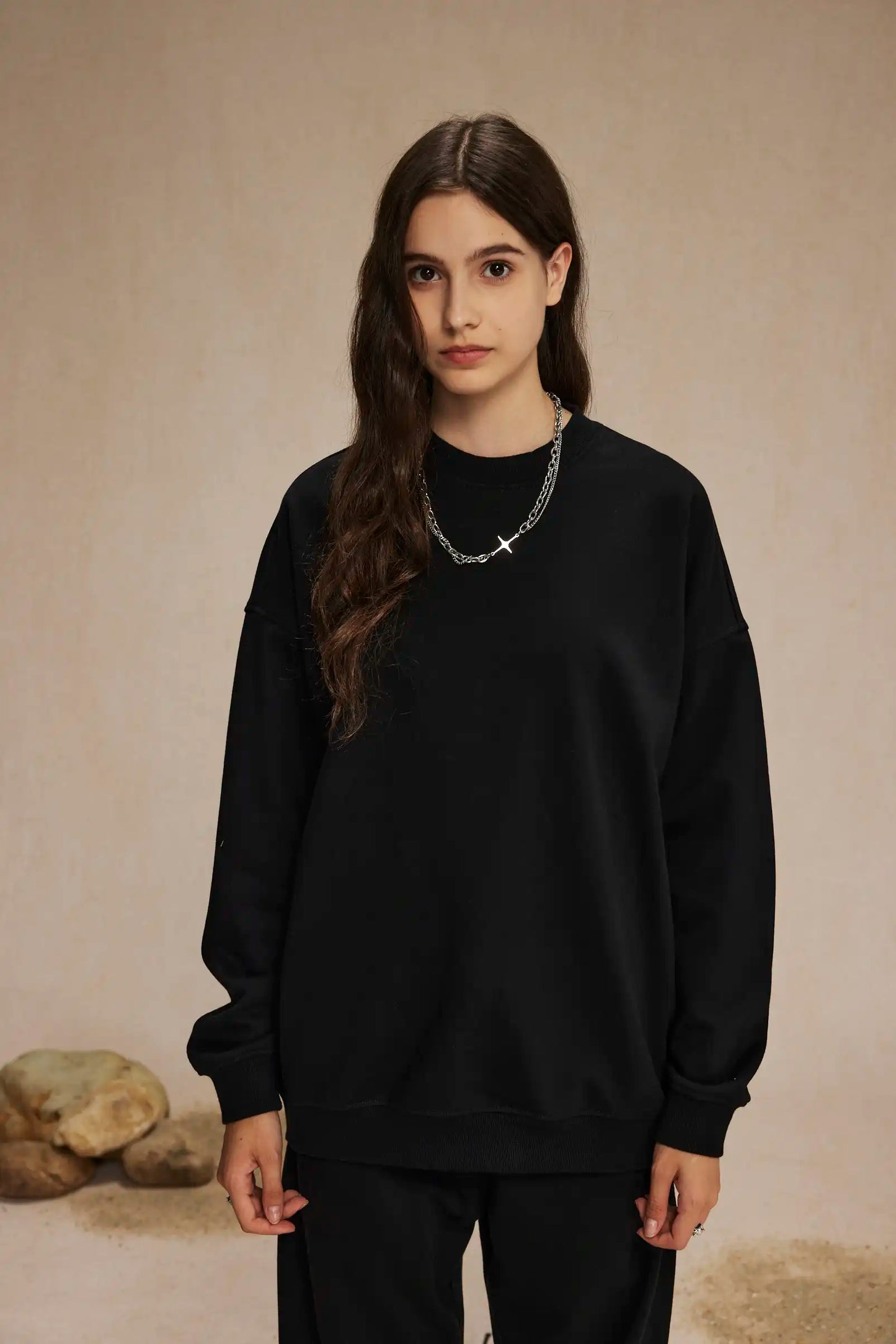 BASIC CREWNECK