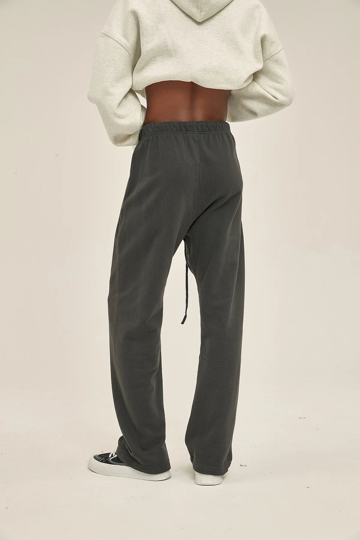 ELEVATED STRAIGHT LEG SWEATPANTS