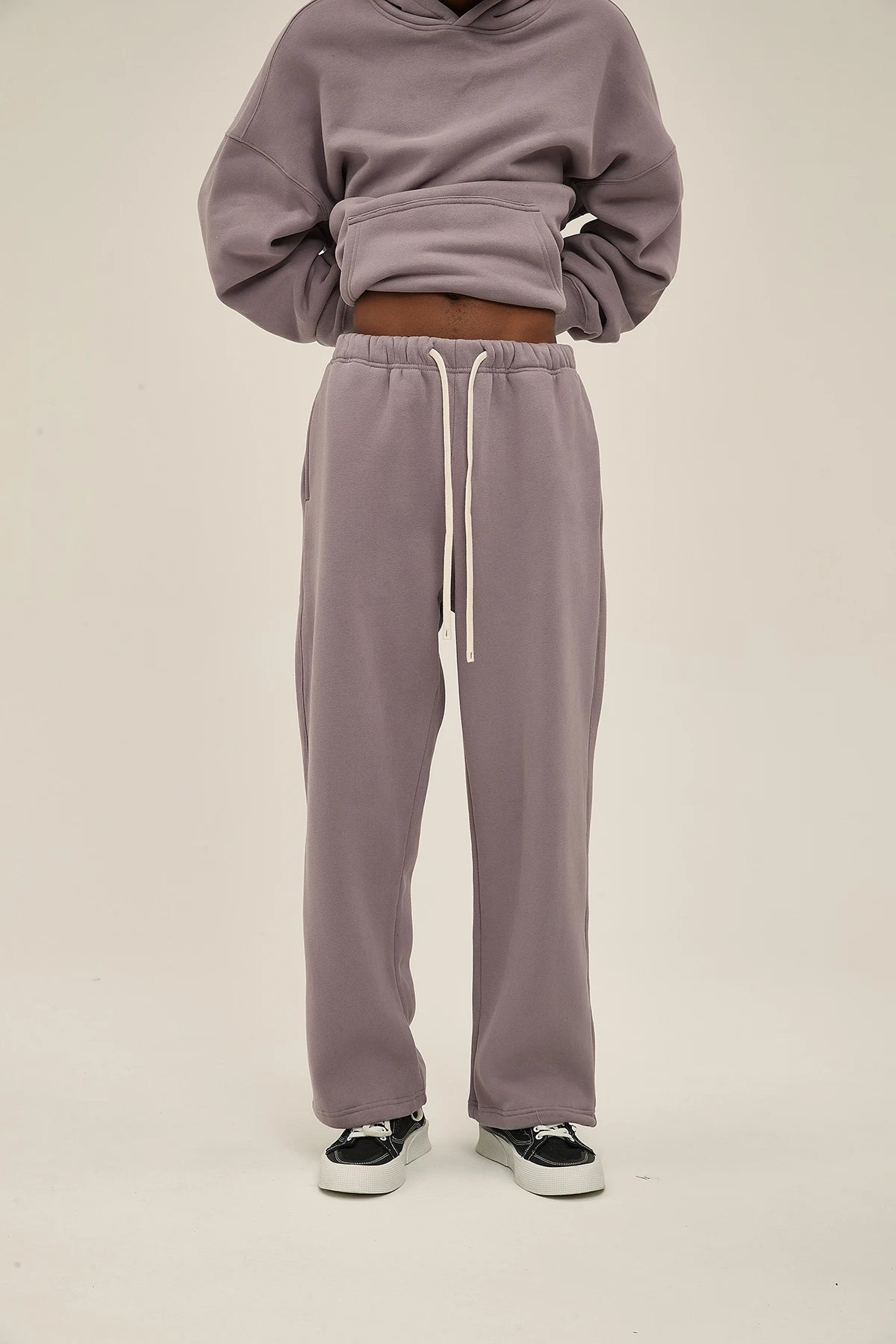 CORE BASIC SWEATPANTS